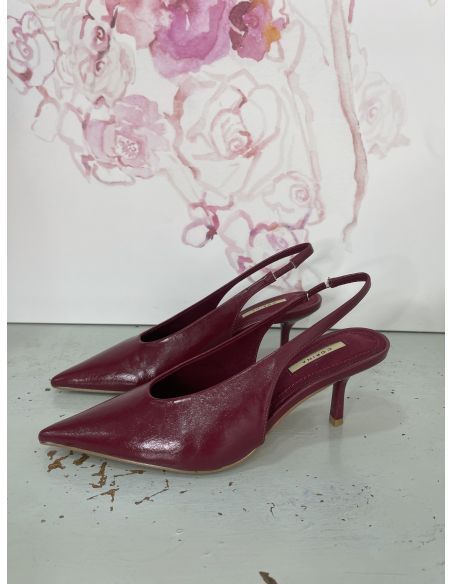 Zapatos burdeos