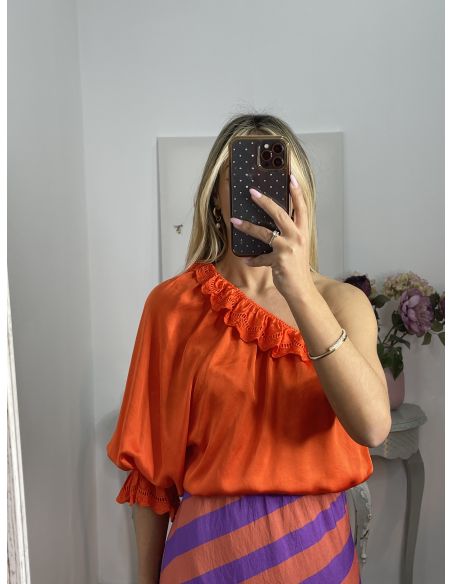 Blusa asimétrica satinada naranja