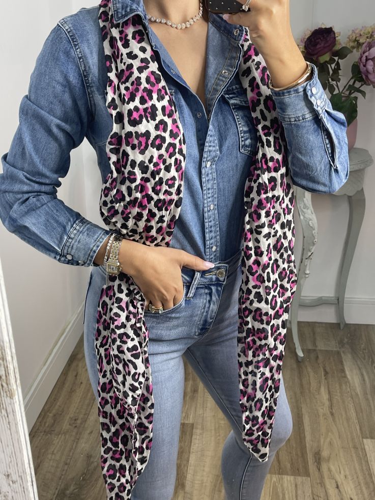 Pañuelo grande print rosa