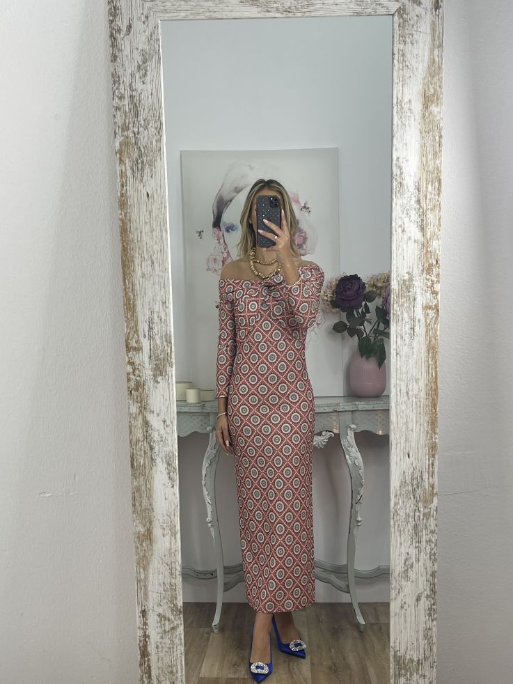 Vestido Lucrecia fondo rosa