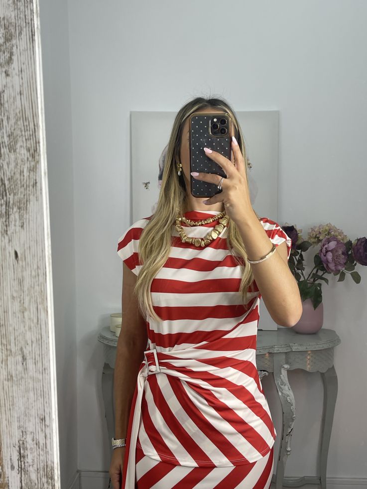 Conjunto Cebrián de rayas rojo