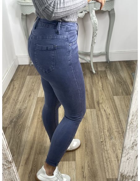 Jeans azul roto rodilla