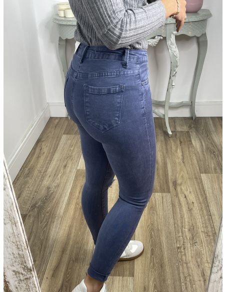 Jeans azul roto rodilla