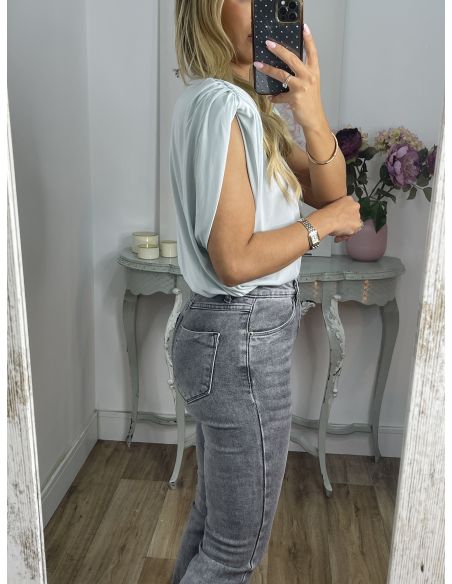 Camiseta Vogue azul claro