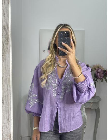 Camisa malva con bordado plateado