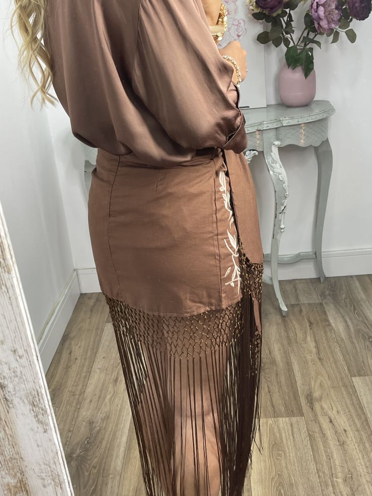 Falda pantalón chocolate bordados con flecos
