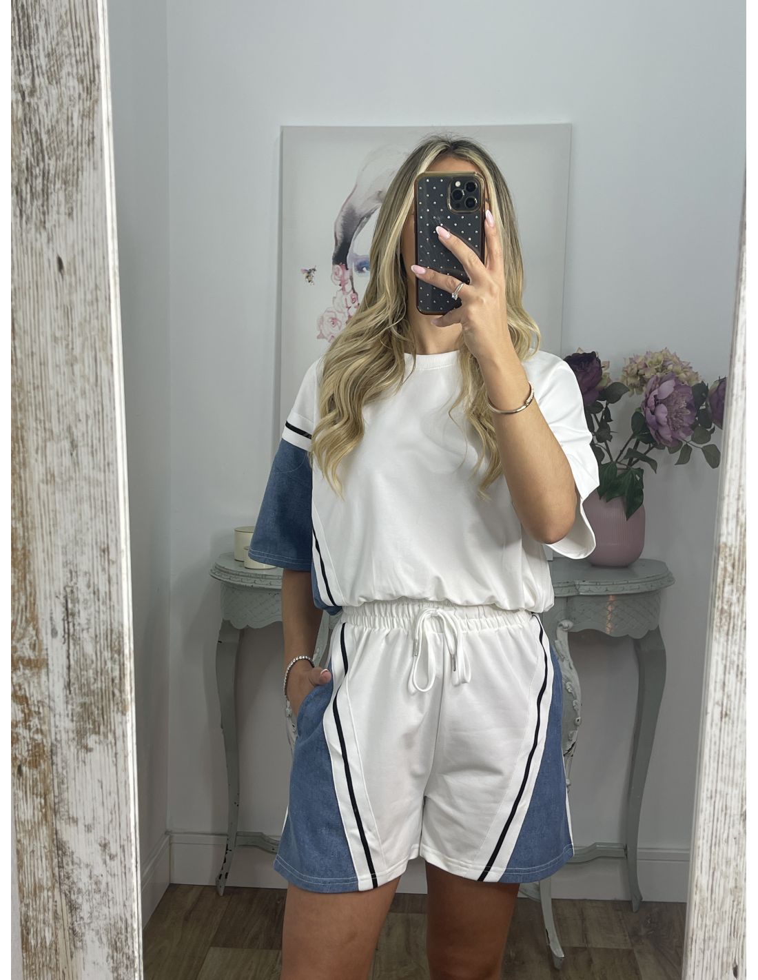 Conjunto camiseta y short blanco con vaquero