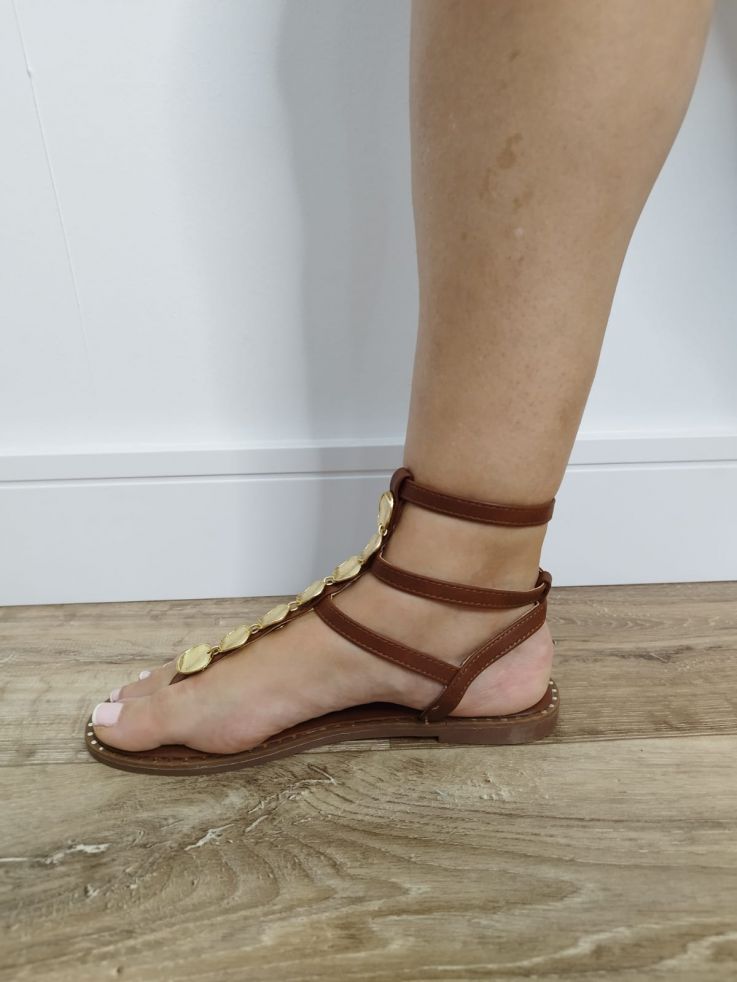 Sandalia romana alta camel