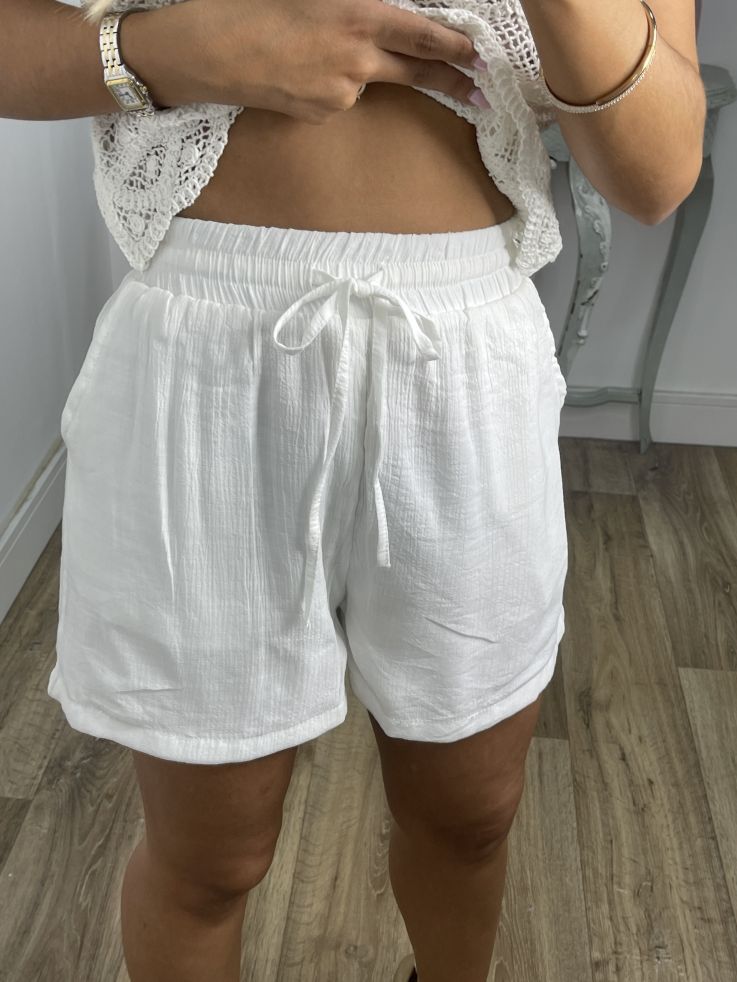 Short fluido blanco