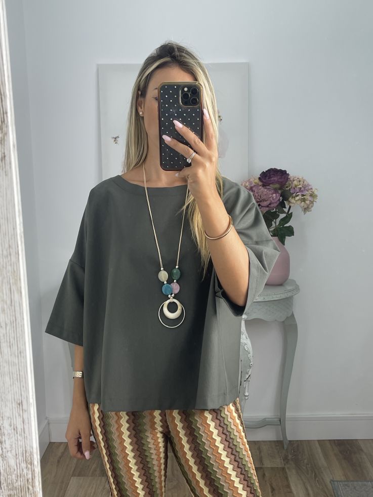 Camiseta oversize verde kaki