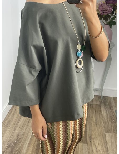 Camiseta oversize verde kaki