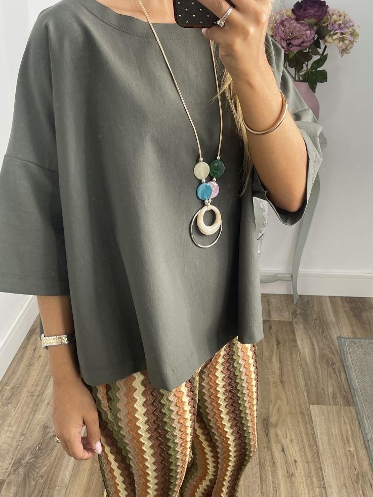 Camiseta oversize verde kaki