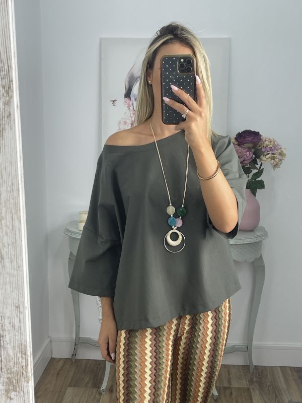 Camiseta oversize verde kaki