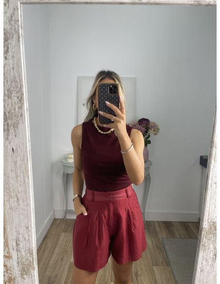 Top burdeos bajo asimétrico