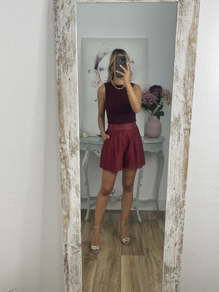 Top burdeos bajo asimétrico