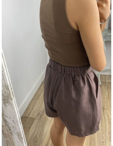 Top chocolate bajo asimétrico