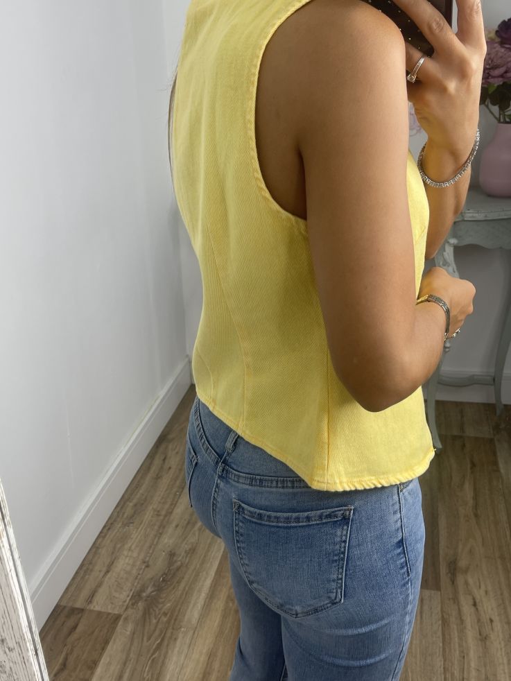 Chaleco vaquero amarillo