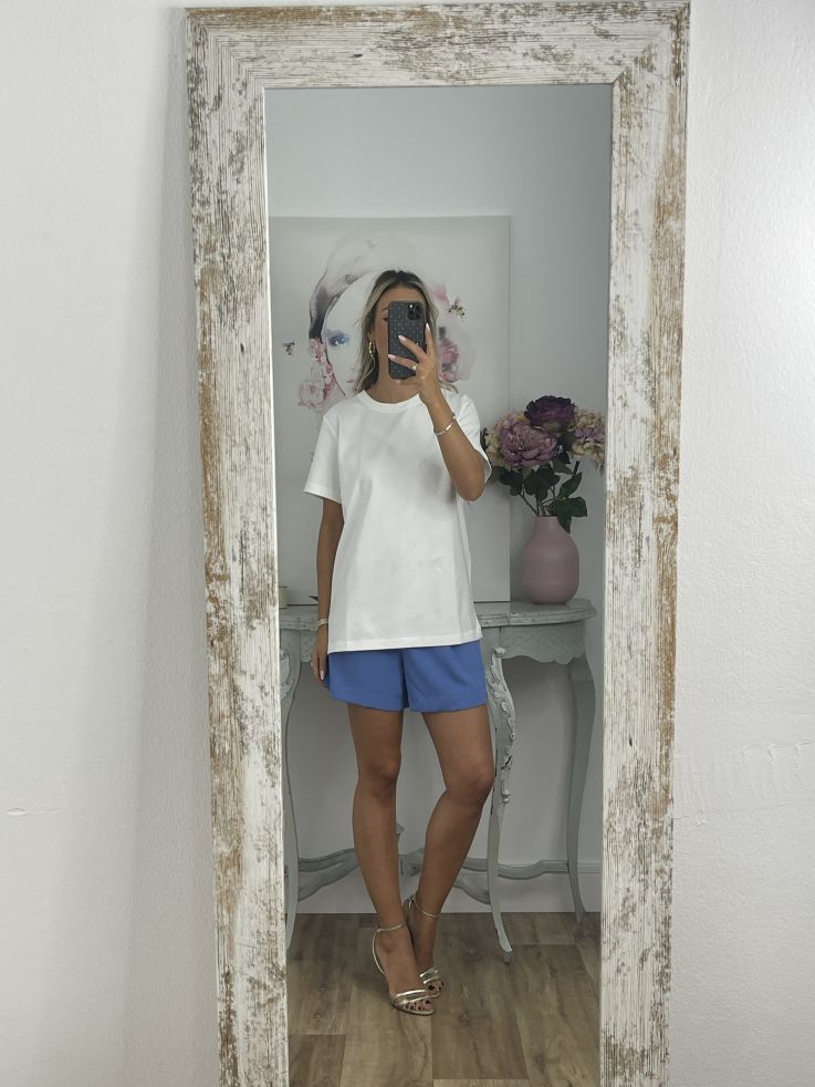 Camiseta Básica blanca cuello a la caja