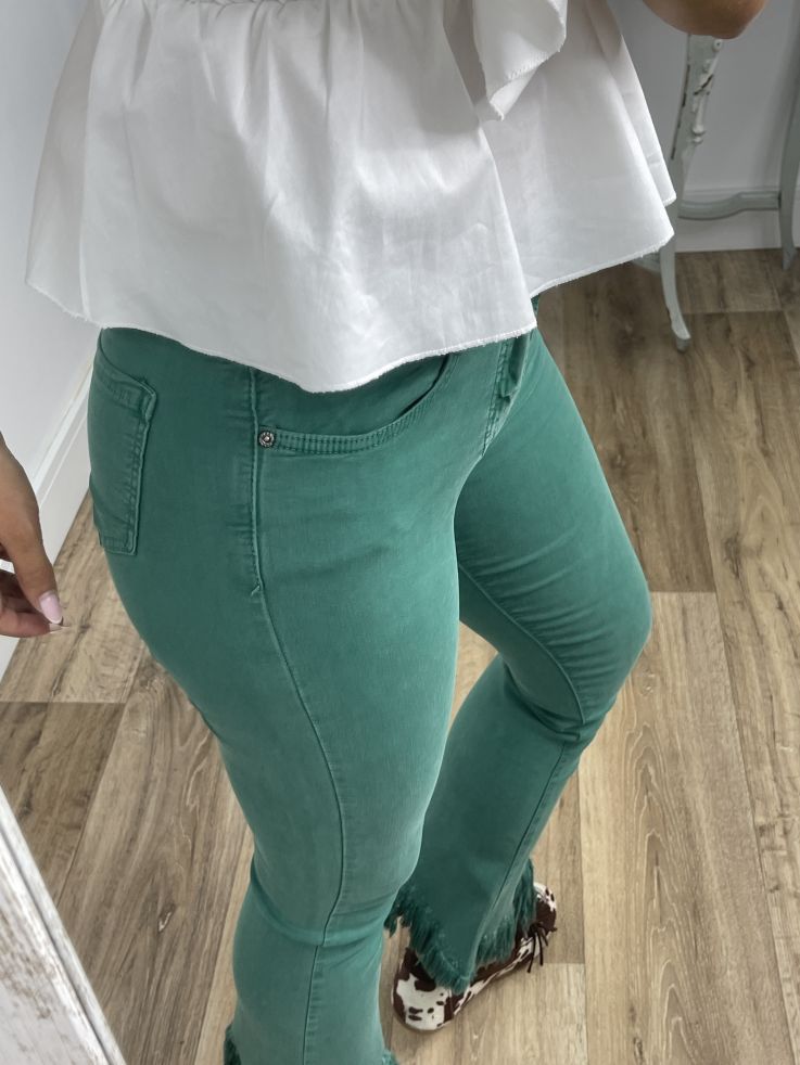 Jeans Poll capri desflecado verde