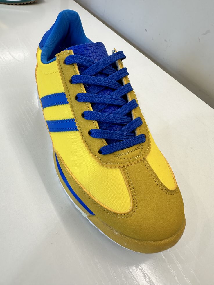 Zapatillas S70 amarilla