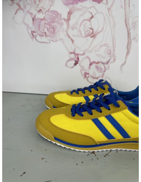 Zapatillas S70 amarilla