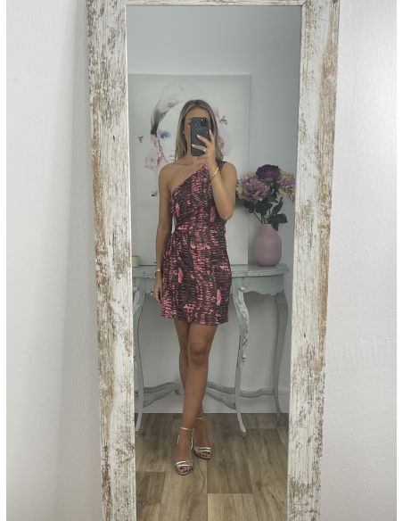 Vestido con frunce en la cintura