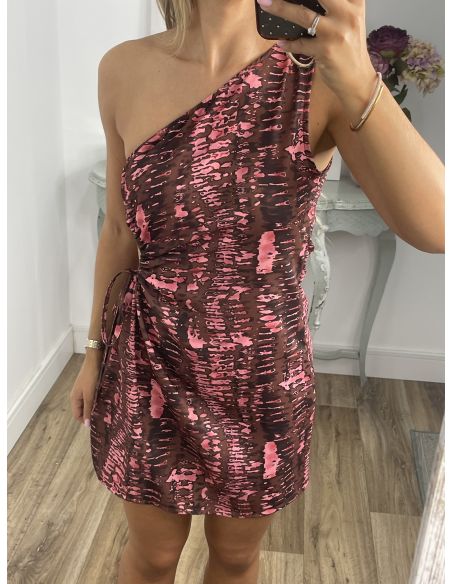 Vestido con frunce en la cintura