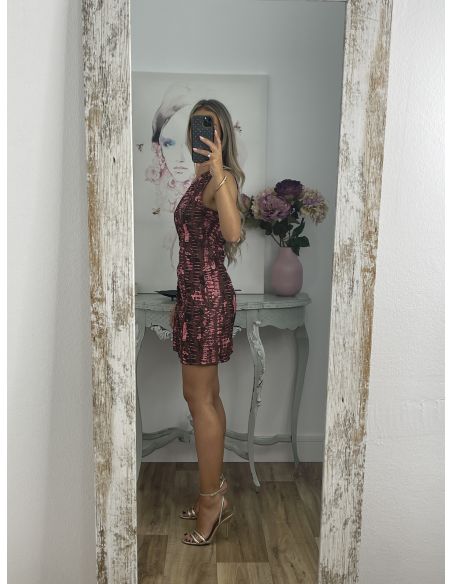 Vestido con frunce en la cintura