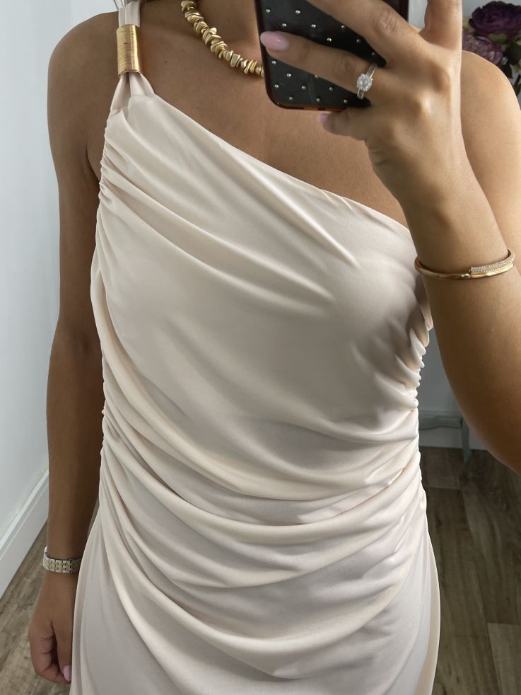 Vestido hueso con detalle dorado