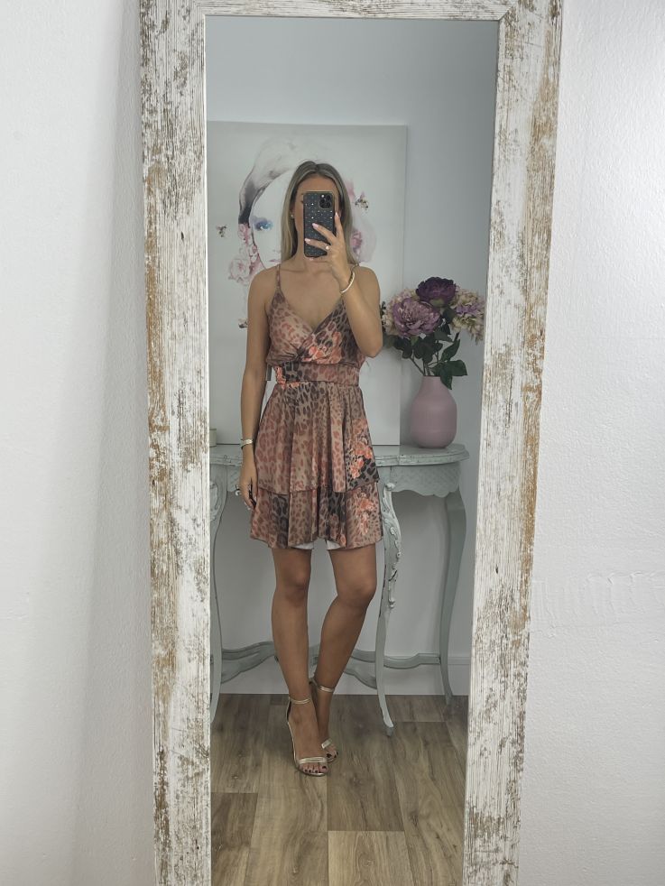 Vestido volantes leopardo empolvado