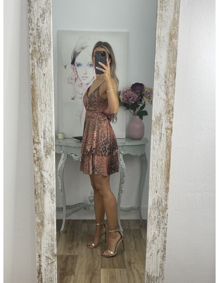 Vestido volantes leopardo empolvado