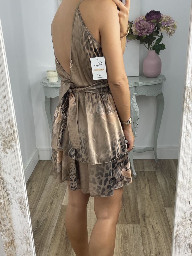 Vestido volantes leopardo grisáceo