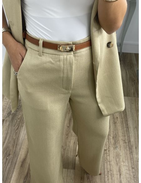 Conjunto Dora de chaleco y pantalón
