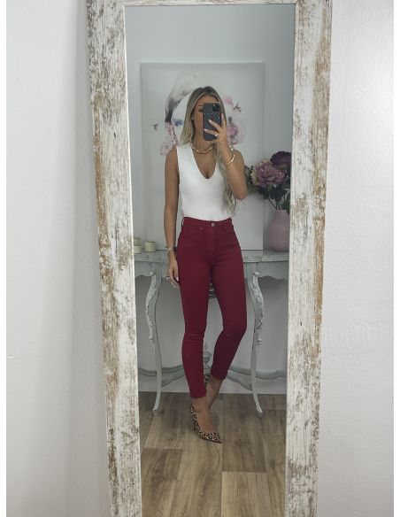 Jeans rojo etiqueta roja