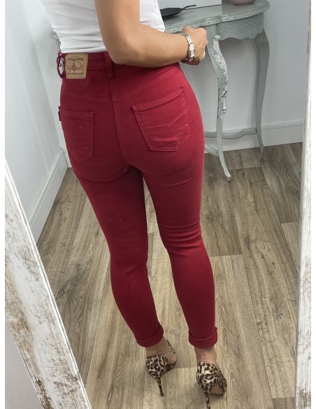 Jeans rojo etiqueta roja