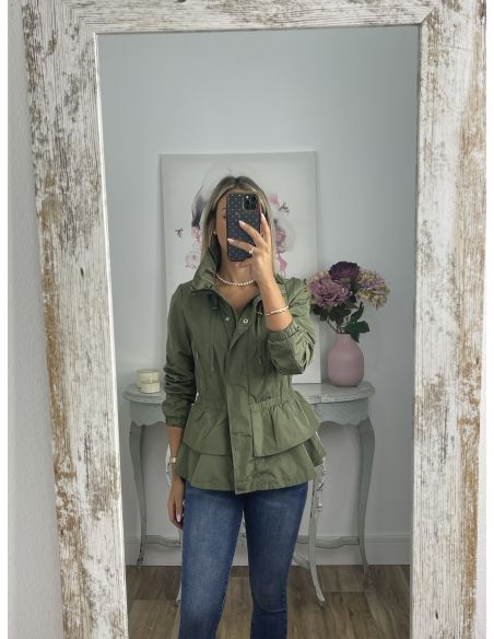 Cortavientos verde volantes