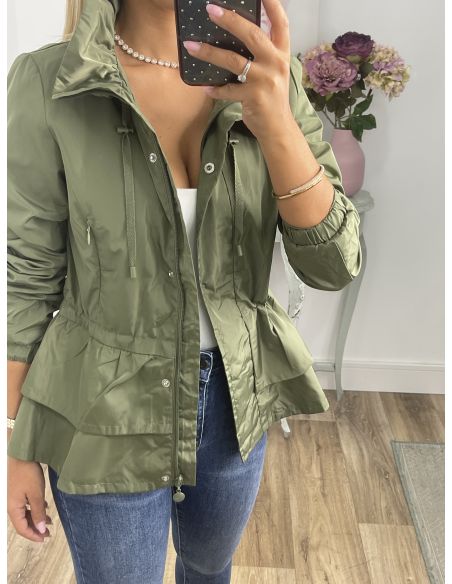 Cortavientos verde volantes