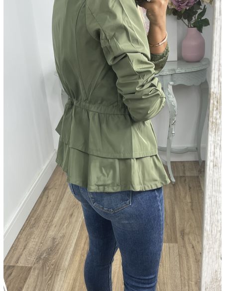 Cortavientos verde volantes