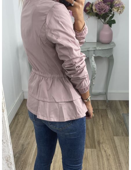 Cortavientos rosa volantes