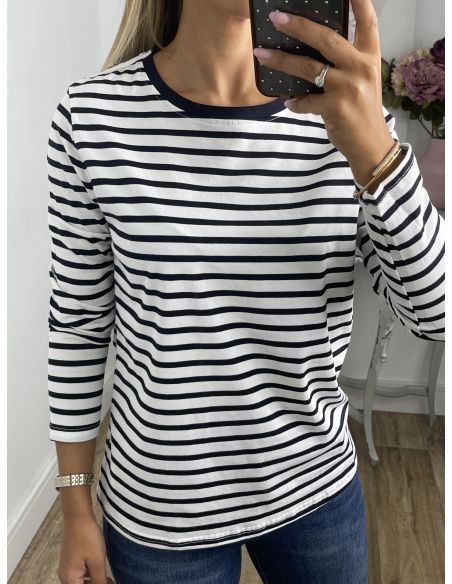 Camiseta de rayas blanca con botones