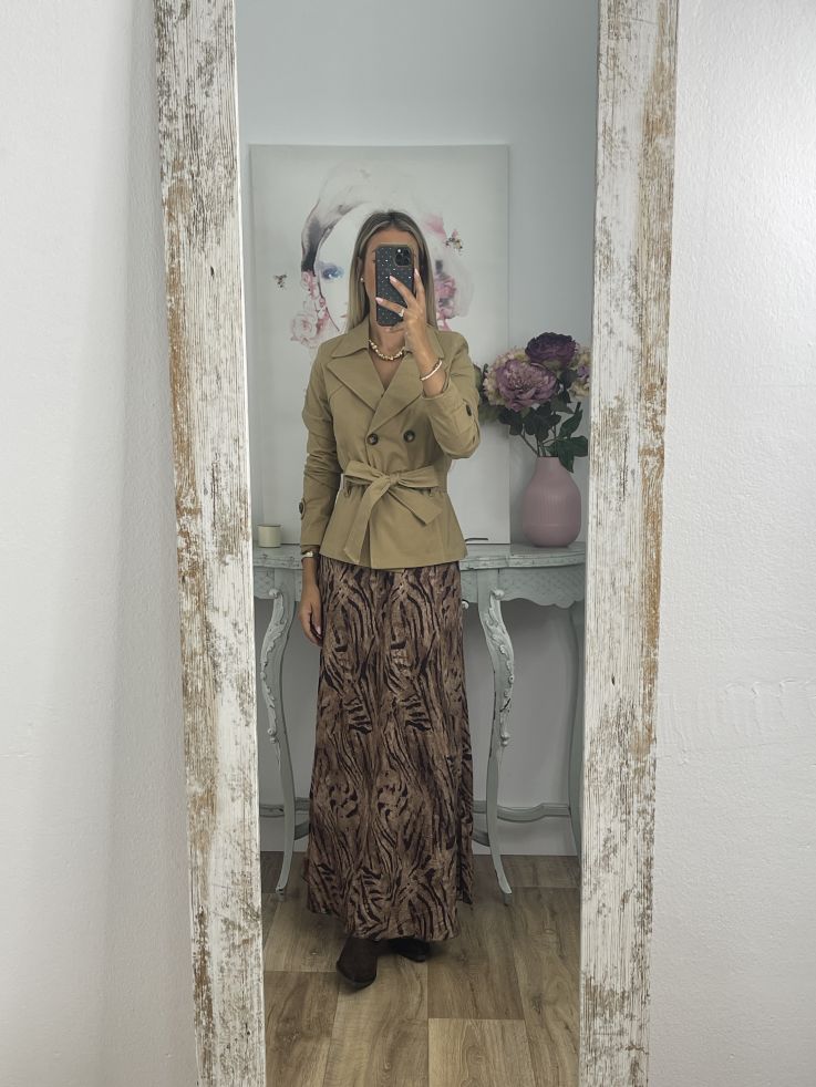 Gabardina corta montada camel