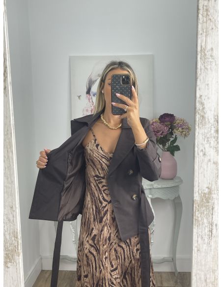 Gabardina corta montada chocolate