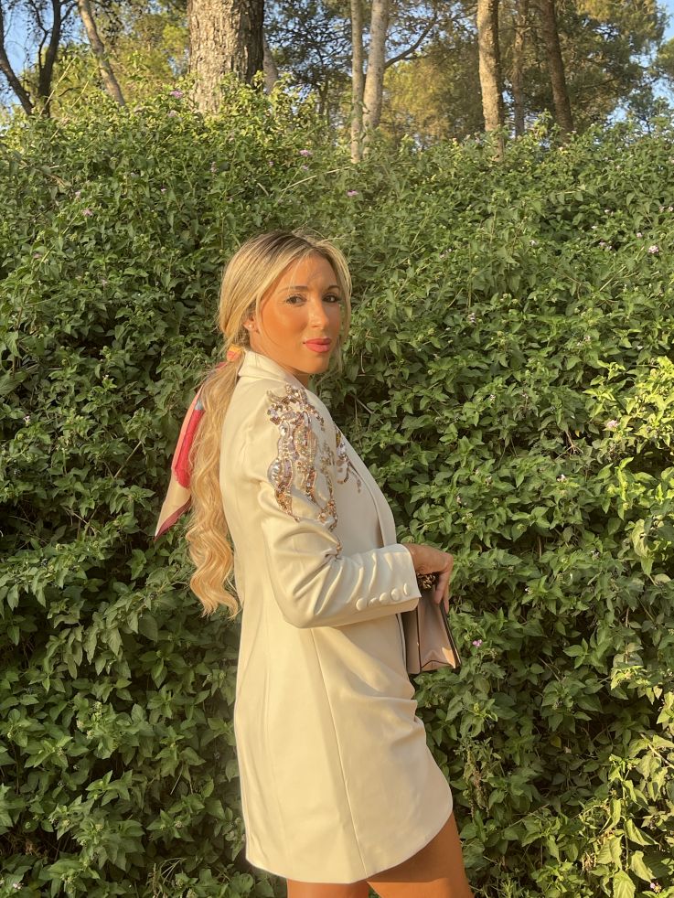 Chaqueta Paris beige lentejuelas