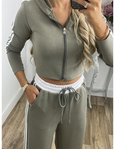 Conjunto Sport kaki con sudadera