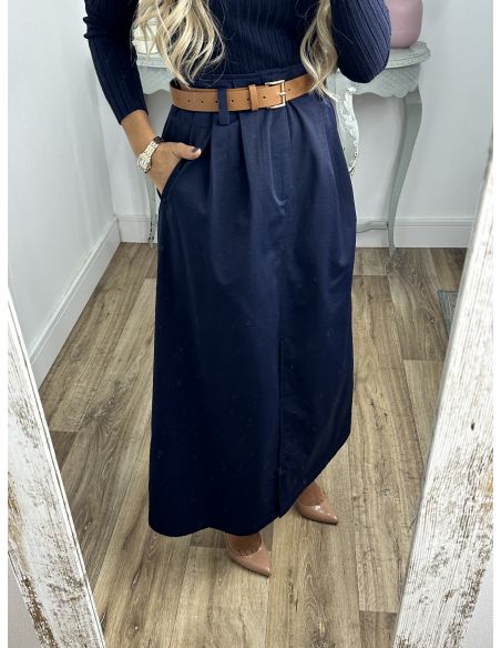 Falda Bianca azul marino con cinturón