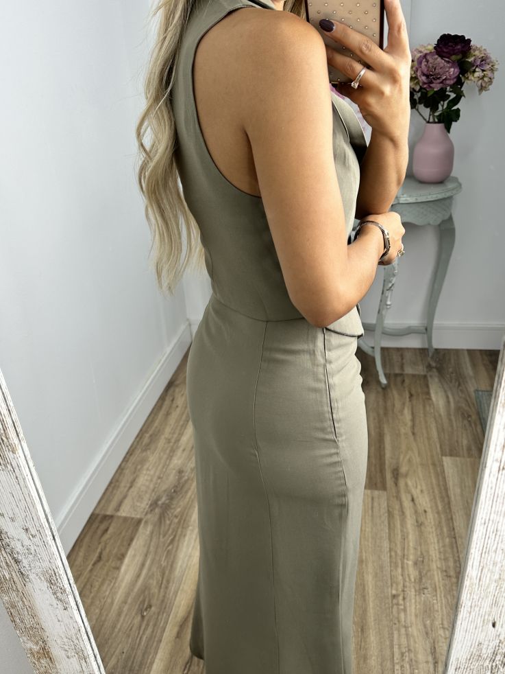Conjunto Alejandra verde chaleco y falda