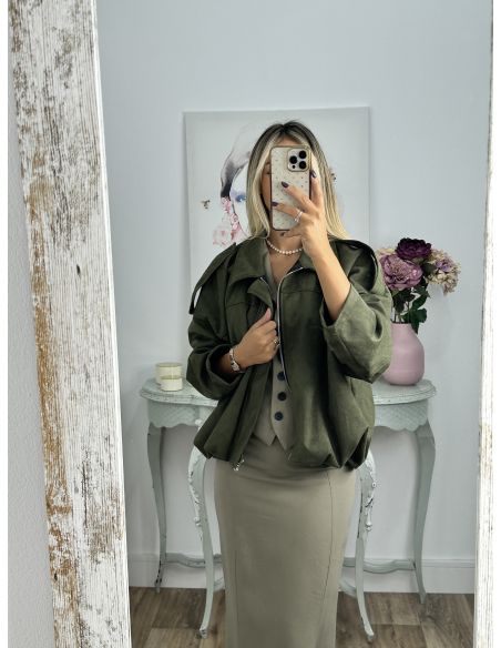 Conjunto Alejandra verde chaleco y falda