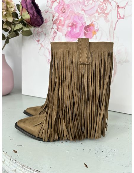 Botas flecos
