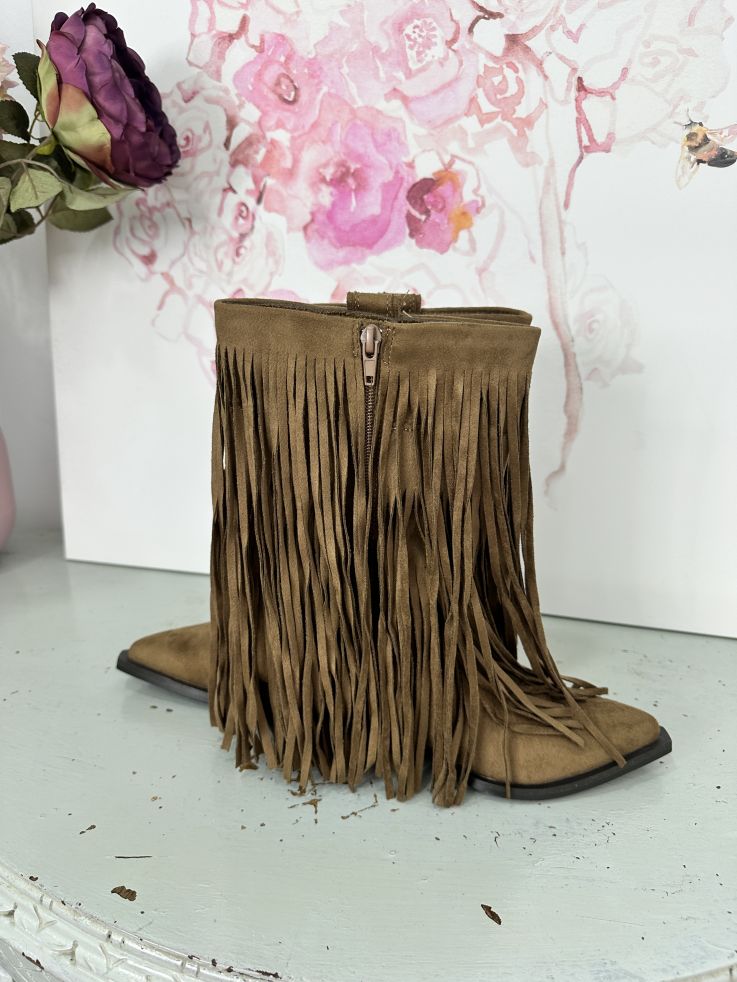 Botas flecos