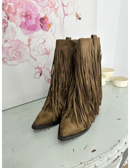 Botas flecos